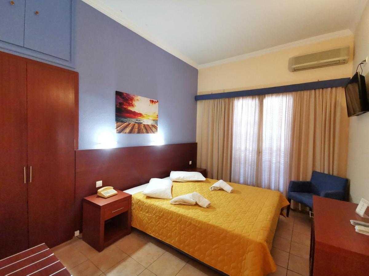 Possidon Hotel Agia Marina  Exterior photo